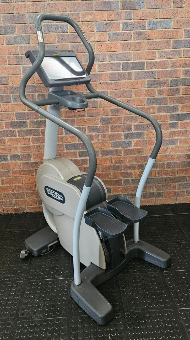 Energie Fitness Energetics Multi Gym 700 Technogym Excite 700